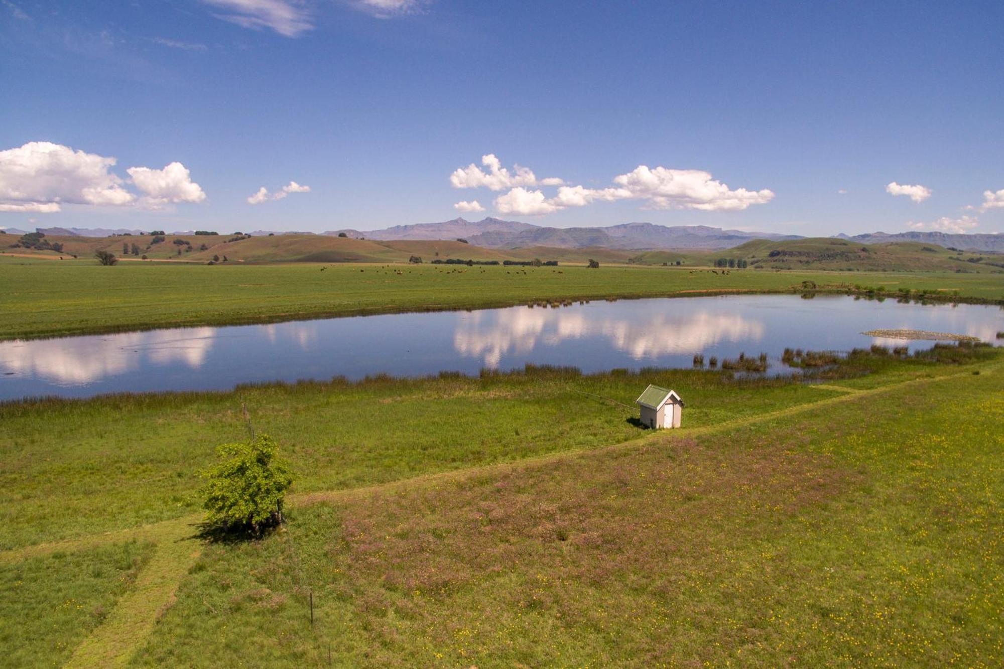 Khanyeni Himeville Exterior photo